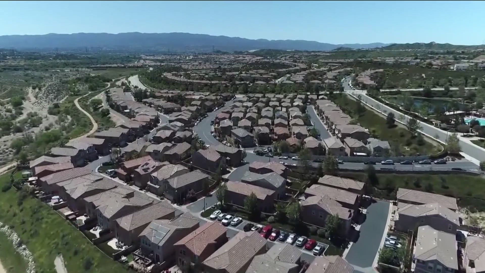Starting this summer, State Farm is dropping 30,000 homeowners insurance policies across California.
